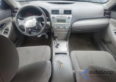 2009 Toyota Camry Base z USA, uszkodzony, nr VIN 4T1BE46K79U286490